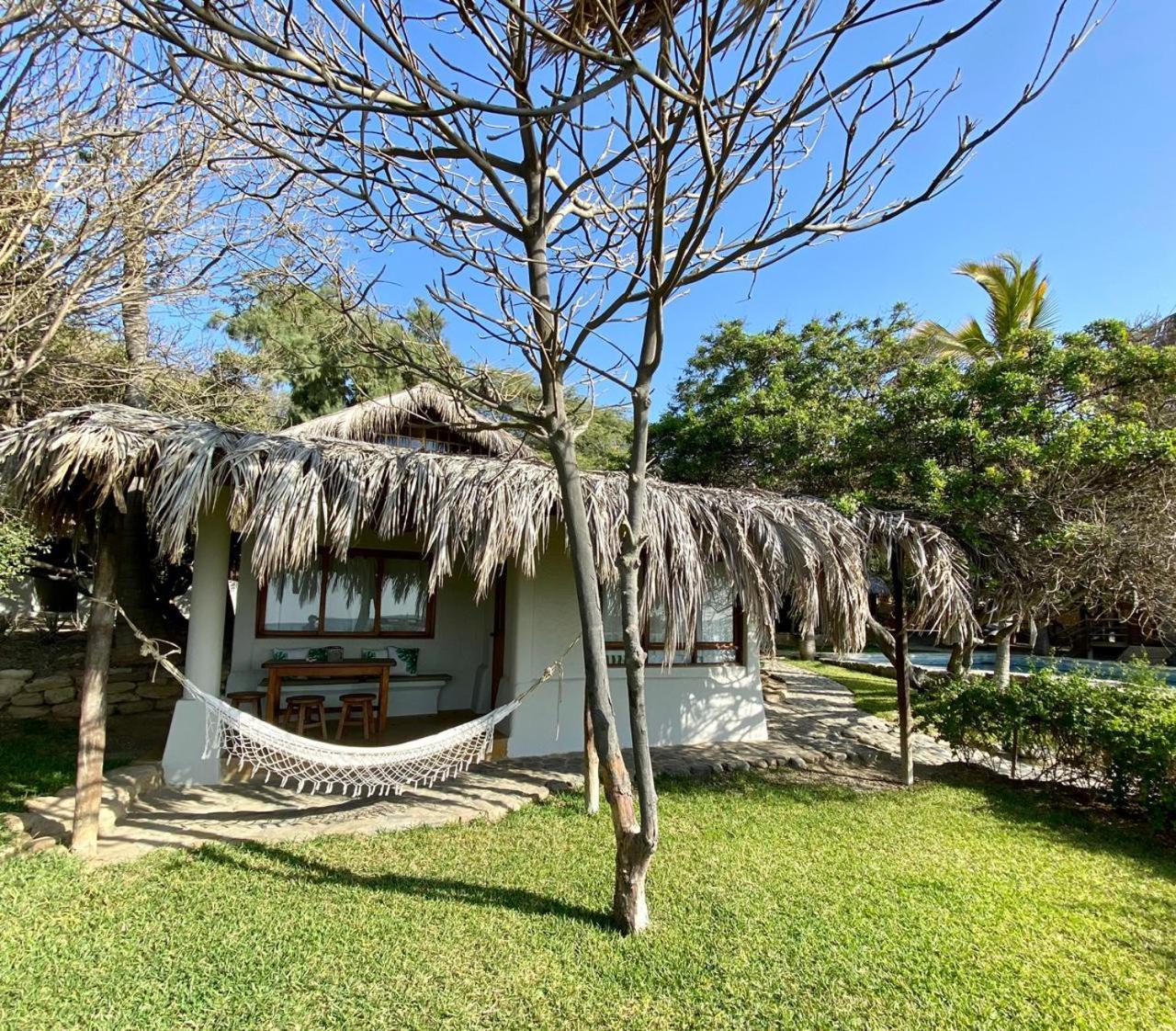 Bungalows Las Balsas Mancora Bagian luar foto